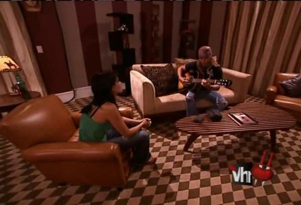 Douche holds court. Apparently the guitar is surgically attached Douche holds court. Apparently the guitar is surgically attached