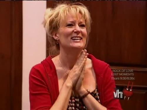 Ta-ta-ta-ta-touch me Ta-ta-ta-ta-touch me