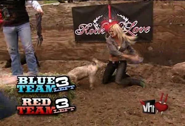 Staring down at the ground, oh then complain and flash your titties Staring down at the ground, oh then complain and flash your titties